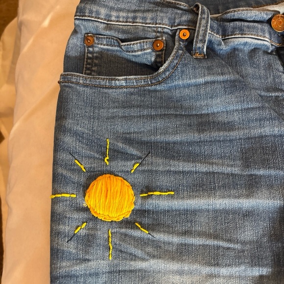 MADEWELL Cali Demi Boot Hand Embroidered Hippie Peace Sign Jeans Upcycled Sz 31 - Picture 3 of 16